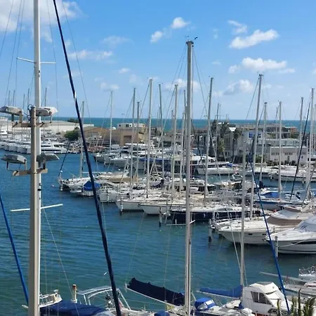 Location Du Petit Phare Avec Place De Parking! דירה *